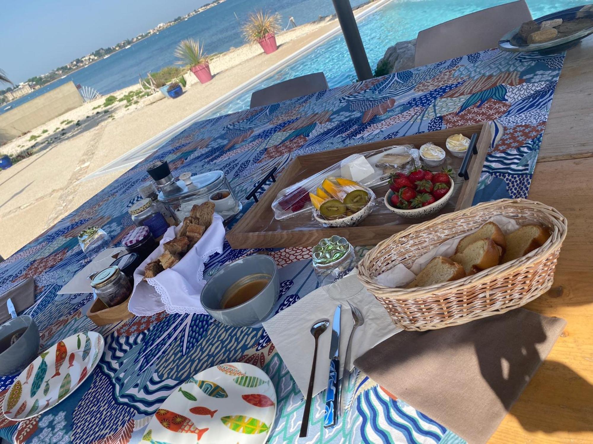 Les Pieds Dans L'Eau Bed & Breakfast Sète Eksteriør bilde
